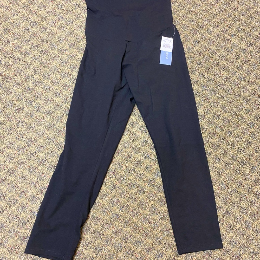 Motherhood basic crop leggings large